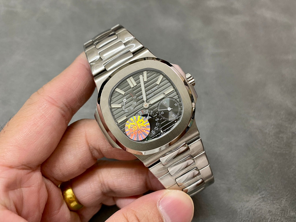 Patek Philippe Nautilus Moon Phase Stainless Steel 5712 1A 001 40mm