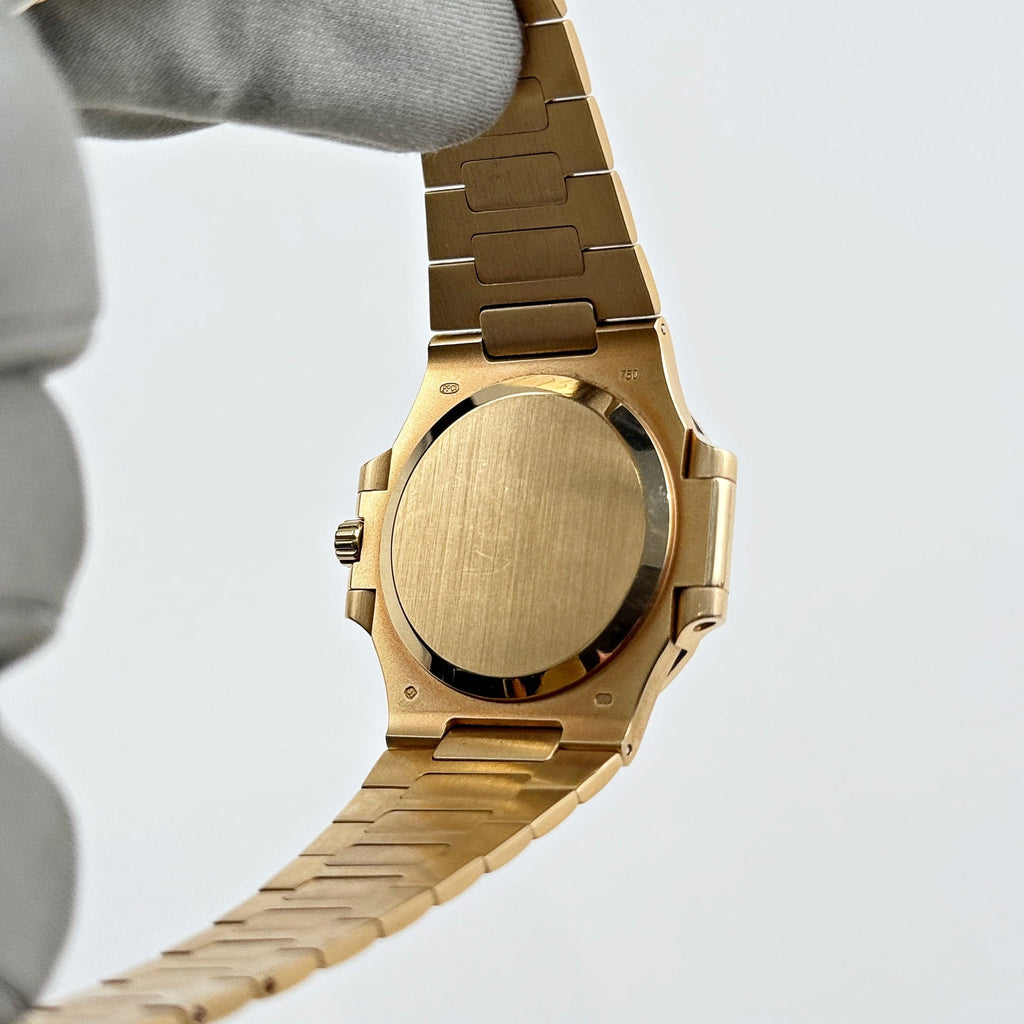 Patek Philippe Nautilus 3800/1J-001 Yellow Gold White Dial (2000)