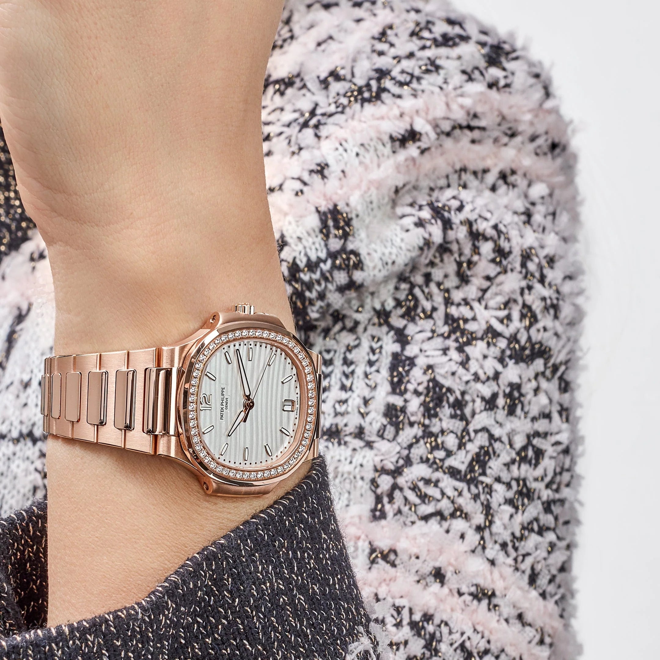 Patek Philippe Nautilus 7118/1200R-001 'Ladies Automatic Tiffany &amp; Co.' Rose Gold Diamond Bezel