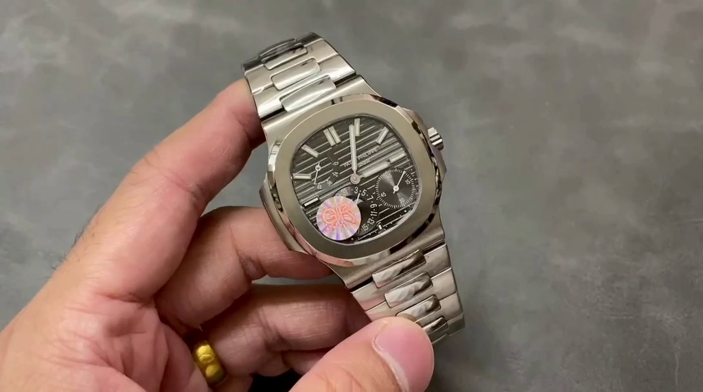 Patek Philippe Nautilus Moon Phase Stainless Steel 5712 1A 001 40mm