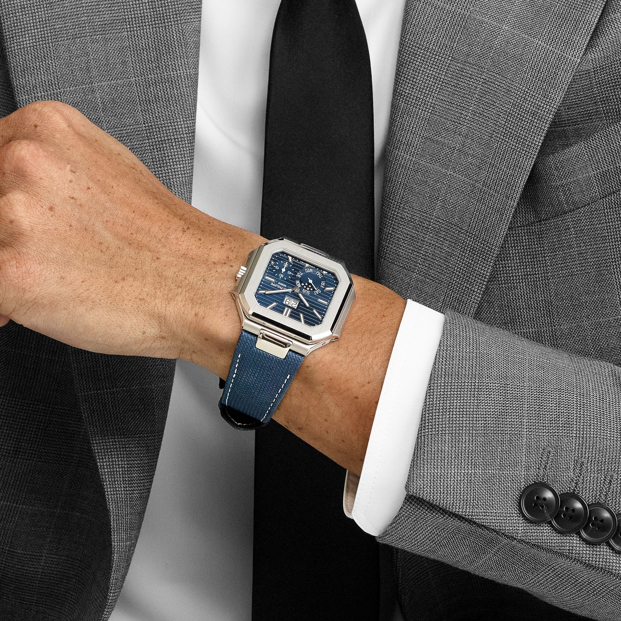 Patek Philippe Cubitus Platinum Case Sunburst Blue Dial 5822P-001