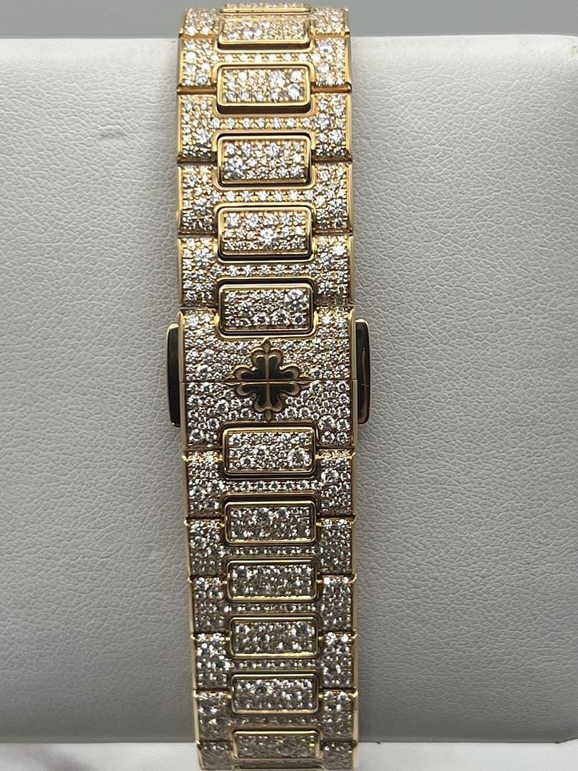Patek Philippe Nautilus 7118/1450R-001 Rose Gold Diamond Set