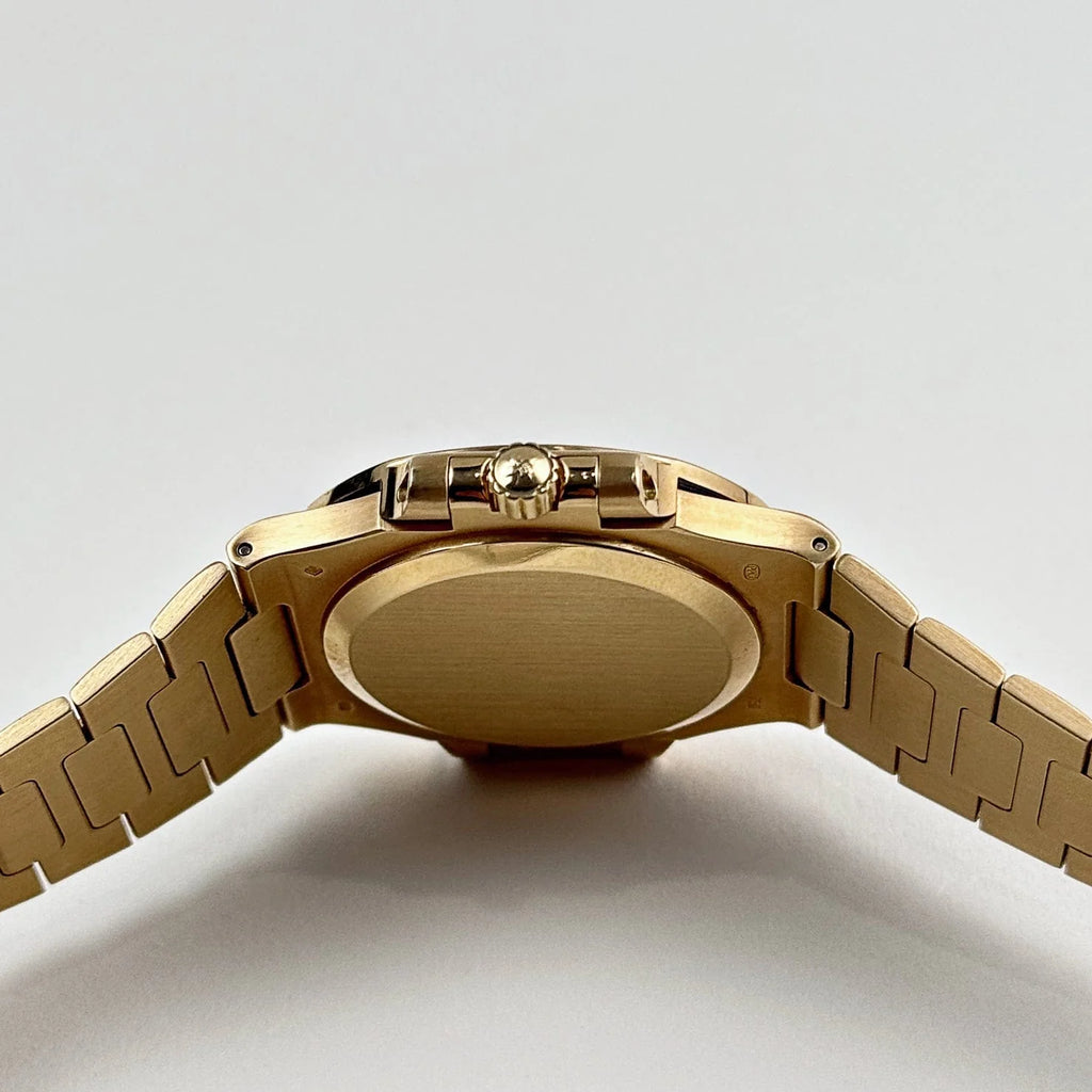 Patek Philippe Nautilus 3800/1J-001 Yellow Gold White Dial (2000)